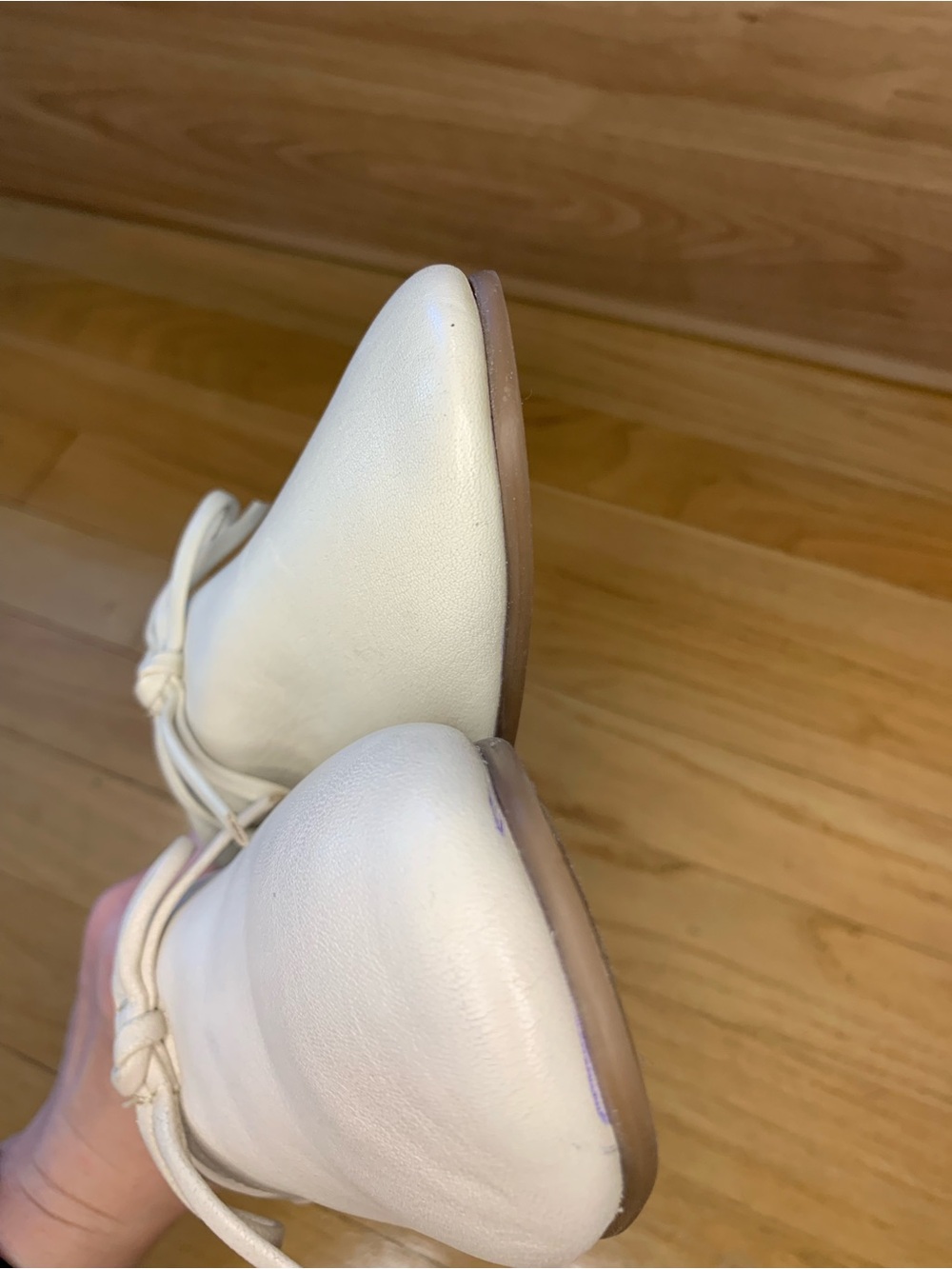 Seychelles Women's White Leather Tie-Front Flats - Picture 12 of 12
